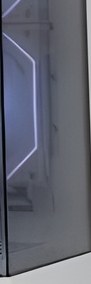 F3